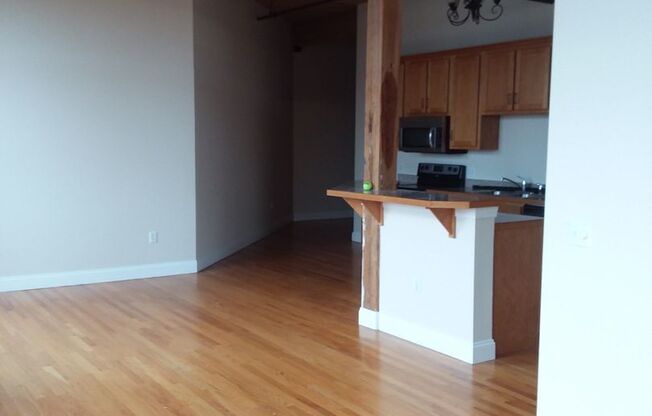 2 beds, 2 baths, 1,230 sqft, $1,750, Unit 47