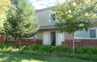 Perfectly Appointed Renovated 2 Bedroom 1 Bath Condo in Santa Clara