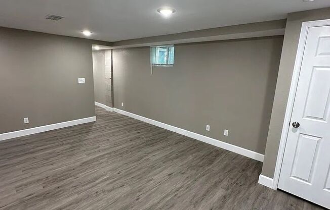 1460 & 1466 Reed St – Modern Studio, 1 & 2 Bedroom Apartments with W/D in Unit!