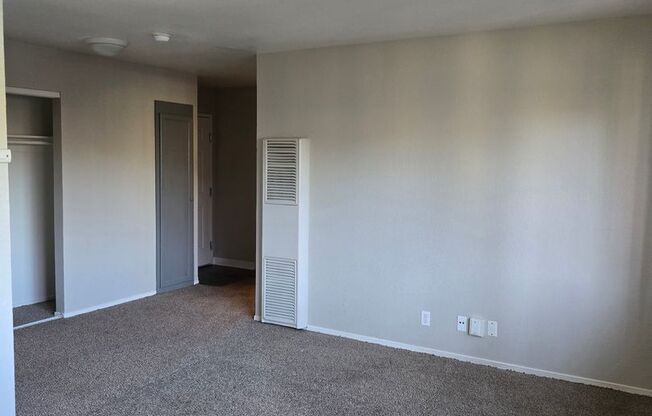 1 bed, 1 bath, 600 sqft, $1,310, Unit 87