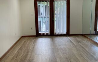 1 bed, 1 bath, 572 sqft, $2,195, Unit 320