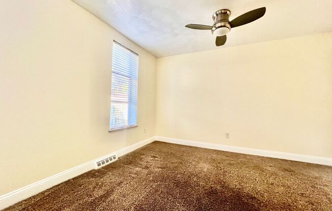 2 beds, 1 bath, $2,500