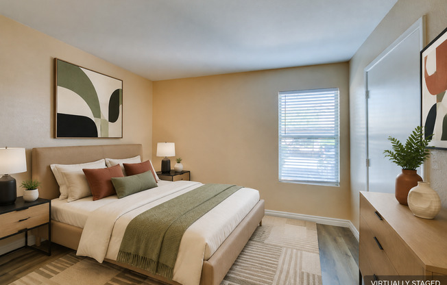 2 beds, 2 baths, $1,395, Unit UNIT 1016