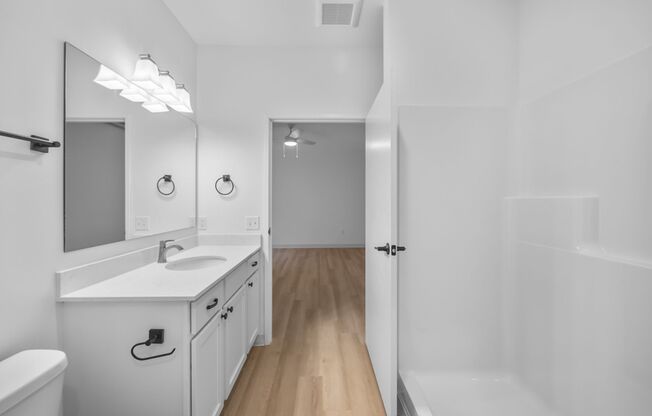 2 beds, 2 baths, 965 sqft, $1,600, Unit 332