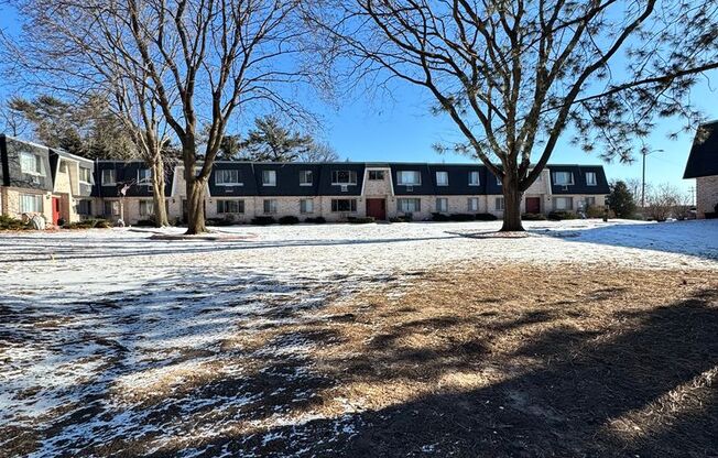 1670 Shawano Ave