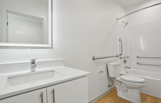 Studio, 1 bath, 288 sqft, $1,640, Unit Unit 103