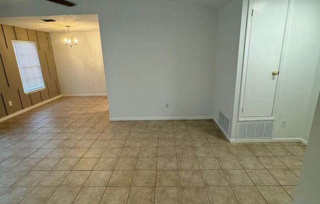 3 beds, 2 baths, $1,795