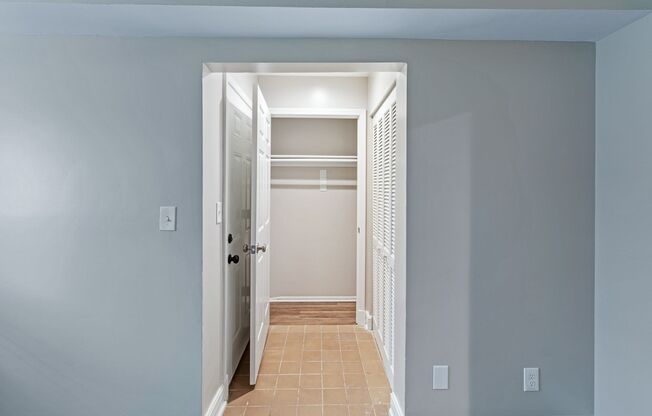 1 bed, 1 bath, 540 sqft, $1,000, Unit 207