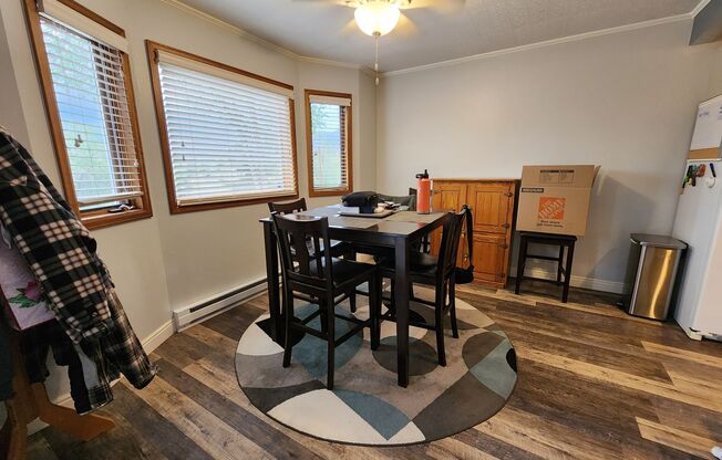 Gorgeous 2 Bed 2 Bath Home Near Old Colorado City!!!