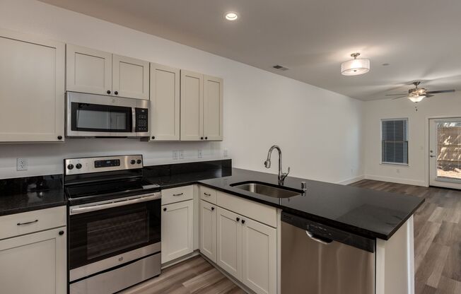 2 beds, 2 baths, 989 sqft, $1,770, Unit 133