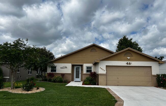 Beautiful, Furnished 2/2 Home For Rent in Sandpiper Golf And Country Club