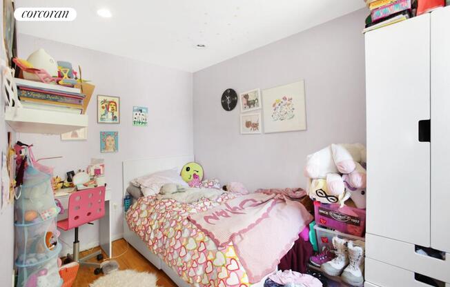 655 6 AVE