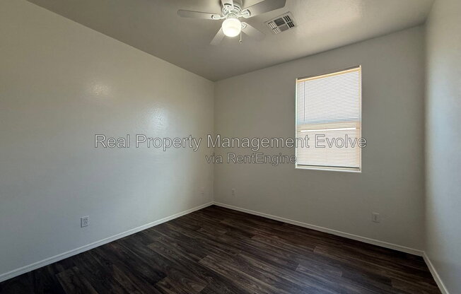 3 beds, 2 baths, 1,914 sqft, $1,975
