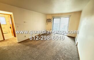 2 beds, 1 bath, 780 sqft, $990, Unit #102