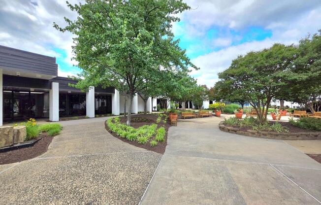 1 bed, 1 bath, 708 sqft, $1,625