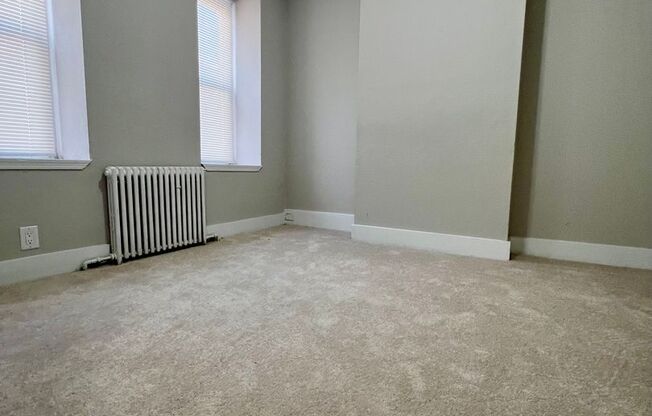 Gorgeous 4-Bedroom Townhome in the Heart of Norristown! Available NOW!