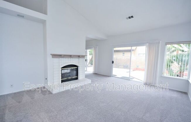 1621 DEVONSHIRE DR