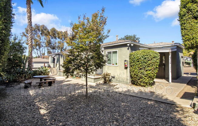4915 GUAVA AVE