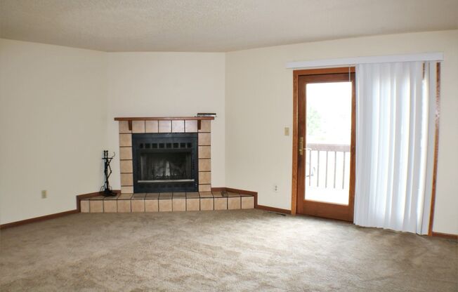 $1,375 | 3 Bedroom, 2.5 Bathroom Town Home | No Pets | Available for July 1st, 2024 Move In!