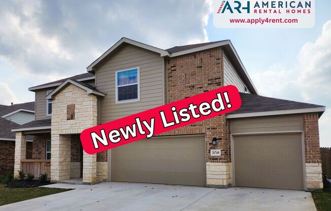 3036 SF Home - 6 BR/3 BA with THREE-CAR GARAGE - BULVERDE!!!