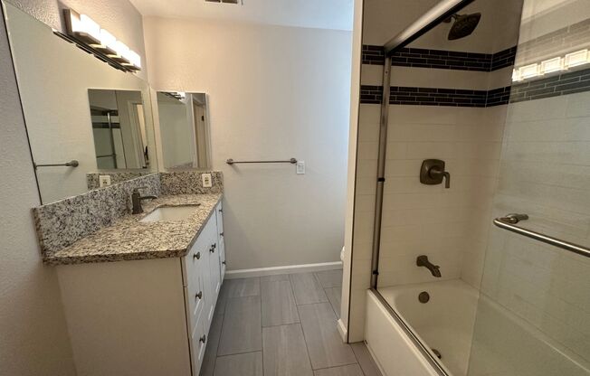 2 beds, 1.5 baths, 1,330 sqft, $2,695, Unit 8125001002