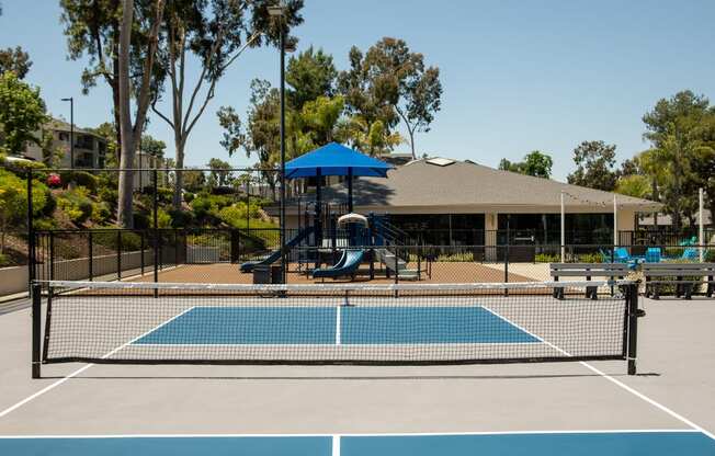 the tennis courts at the preserve at ballantyne commons