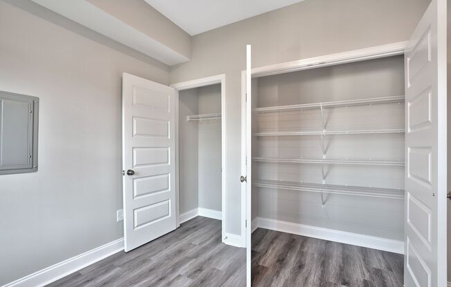 3 beds, 2.5 baths, 1,300 sqft, $1,500, Unit 41