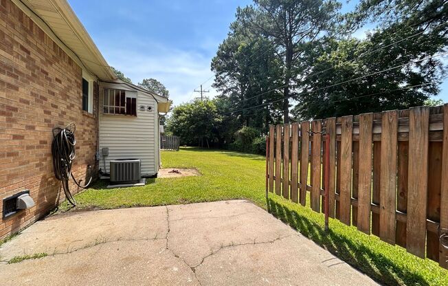 3549 Seay Ave - Gold