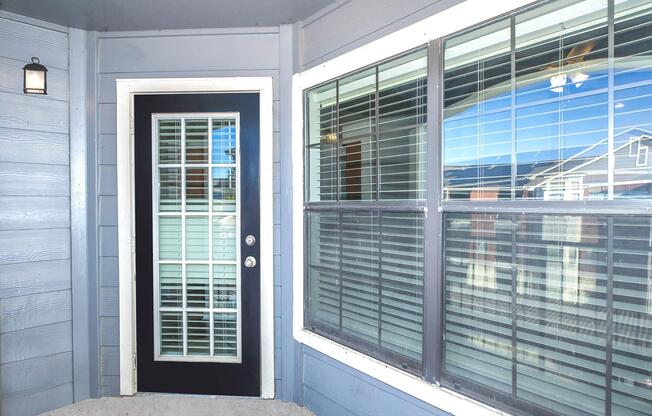 1 bed, 1 bath, 741 sqft, $1,099