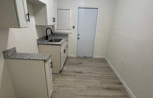 2 beds, 1 bath, 600 sqft, $2,100