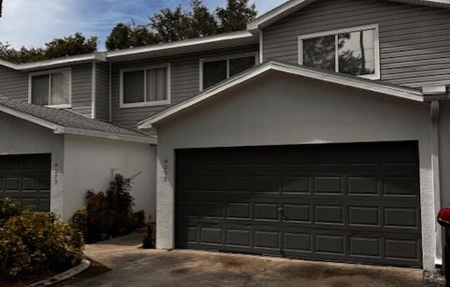 Luxury 3 bedroom 2 bathroom townhome available now!!!!