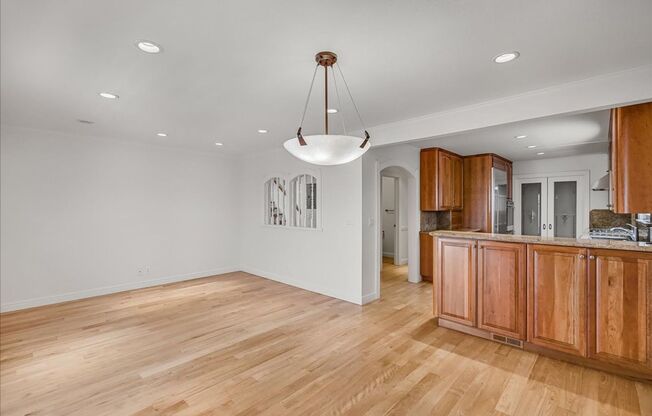 Beautiful 3 bed 2.5 bath townhome in Millbrae