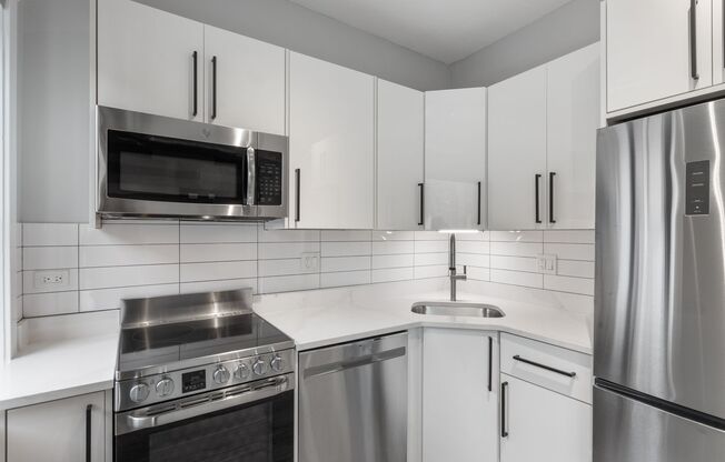 1 bed, 1 bath, 373 sqft, $1,650, Unit 206