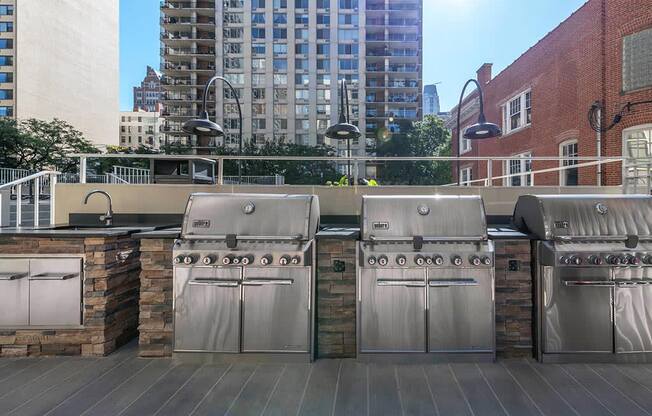 65 East Scott Sundeck Grilling Station