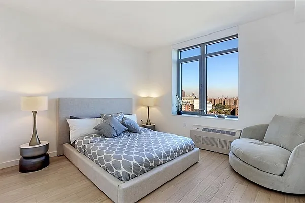 Studio, 1 bath, $5,880, Unit 11E
