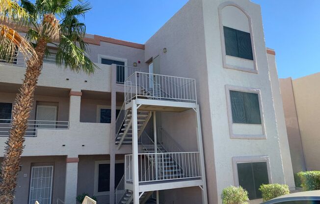 2 bedroom condo in Laughlin!