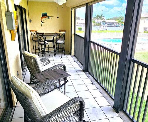 2 beds, 2 baths, $2,800, Unit UNIT 405