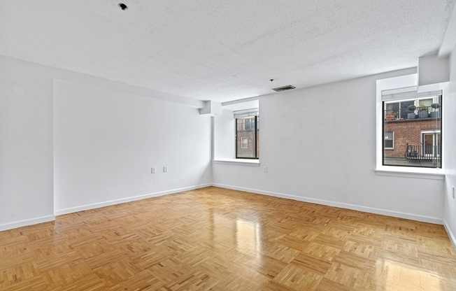 2 beds, 2 baths, 1,306 sqft, $4,500, Unit 418