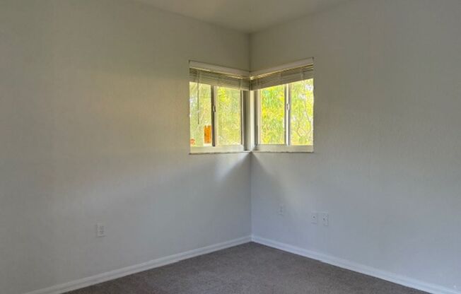 Flexible Space, Great Location – Rent This Port Charlotte Home