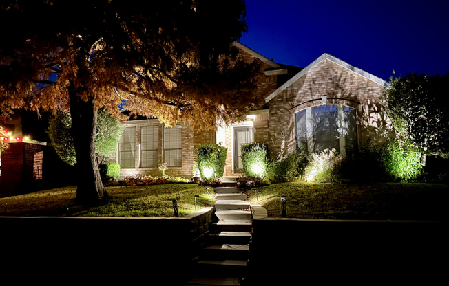 1215 HEATHER BRK DR