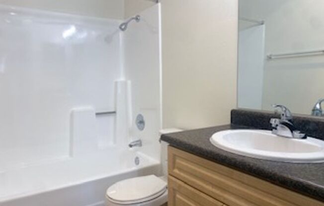 2 beds, 2 baths, 855 sqft, $2,395, Unit 1775 - 296