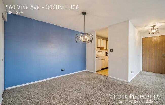 560 VINE AVE