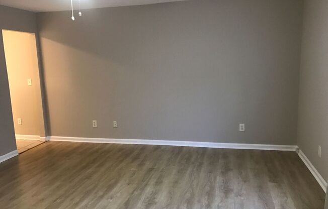 Paulding Street, 2481
