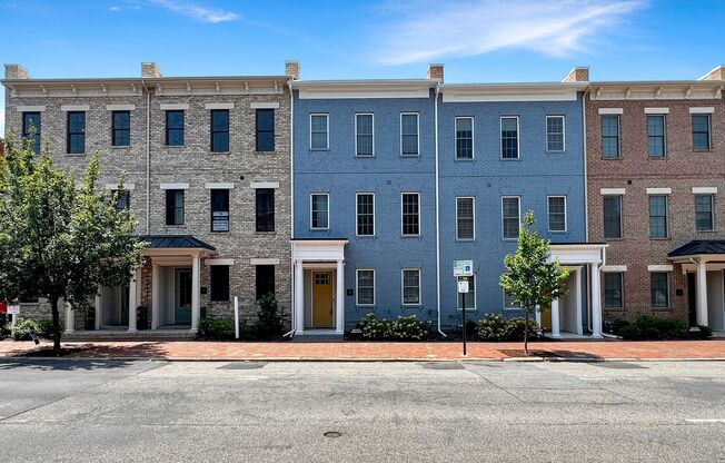 Stunning Luxury Townhome with Elevator in the Heart of VCU!