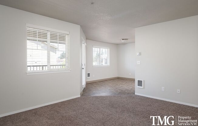 2 beds, 1 bath, 901 sqft, $1,649, Unit 51