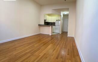 330 E 73 ST