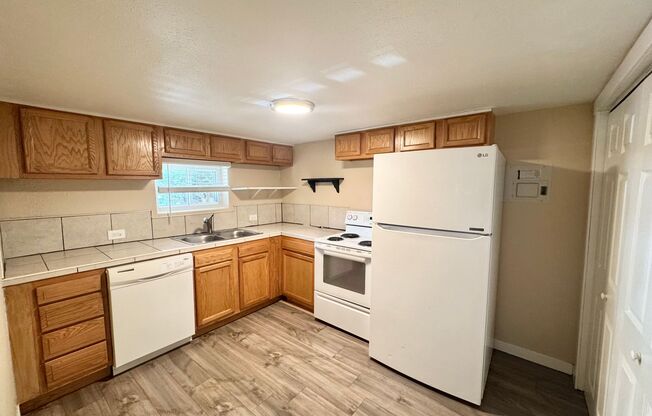 2511 W Uintah St.