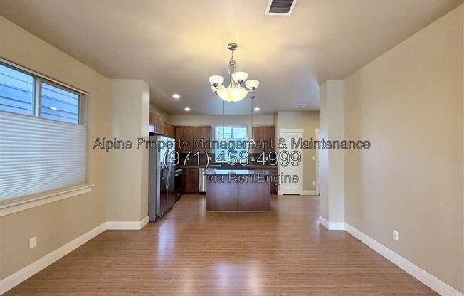 4 beds, 3.5 baths, 1,950 sqft, $2,600