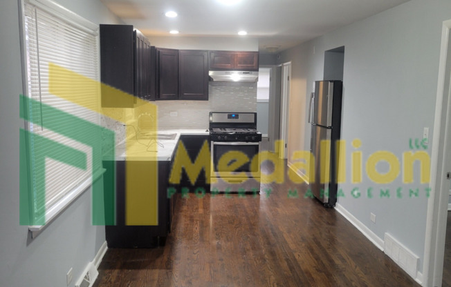 3 beds, 2 baths, $2,100