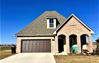 Gorgeous home in Cypress Bend